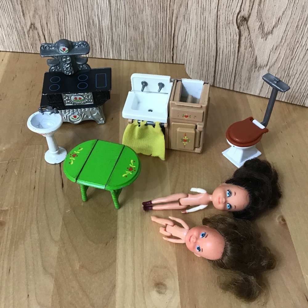 The Littles Dollhouse Furniture